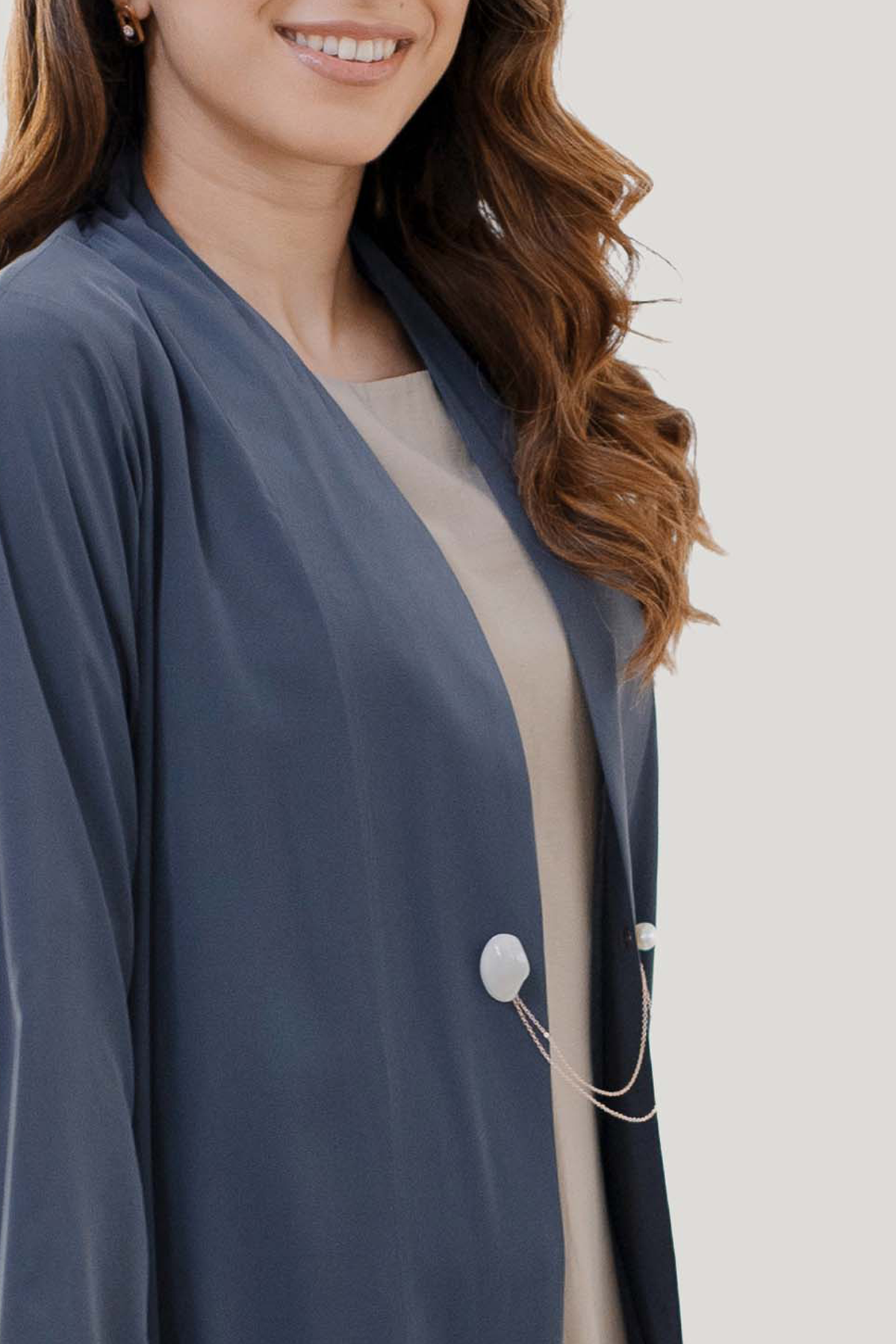 B03 | Ash Gray