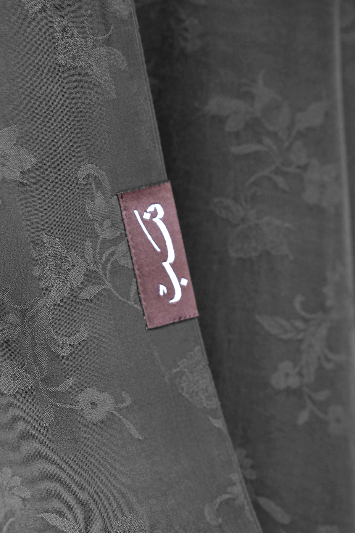 Ivy | Black