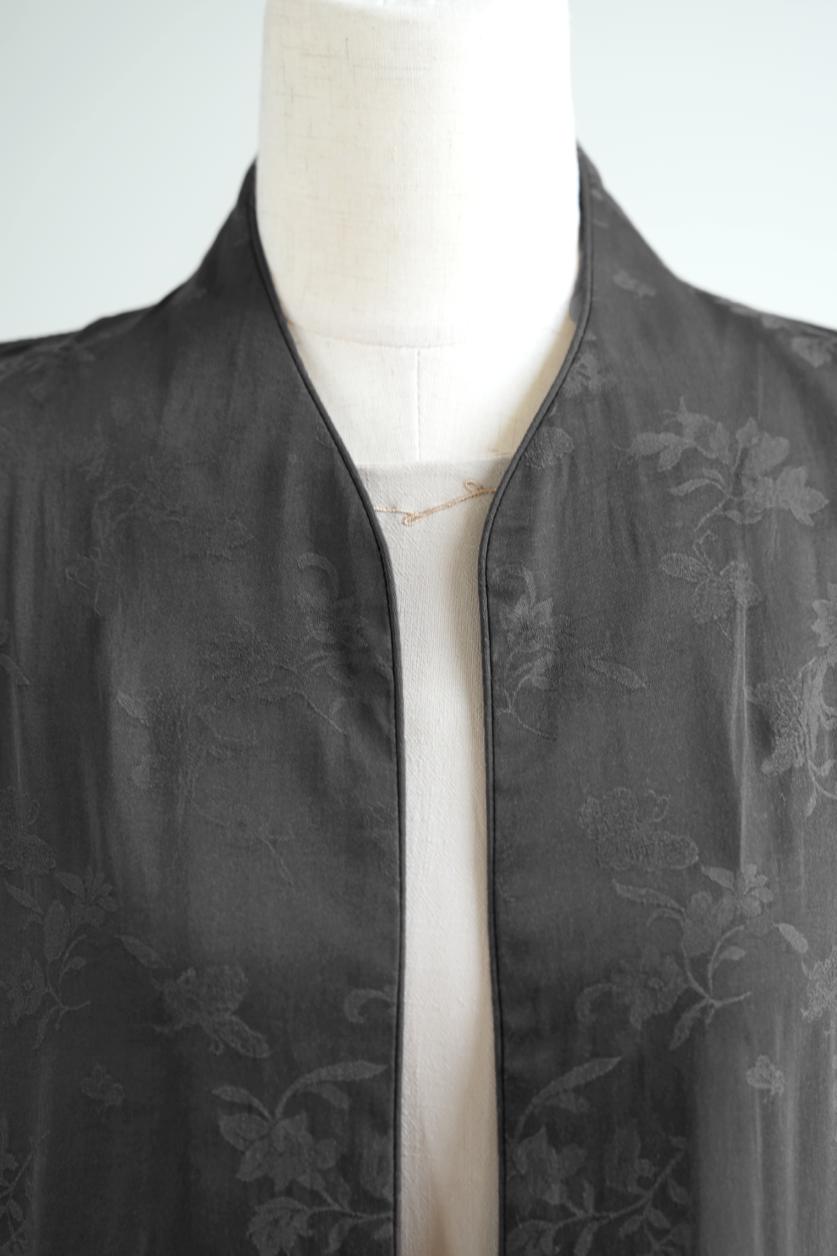 Ivy | Black